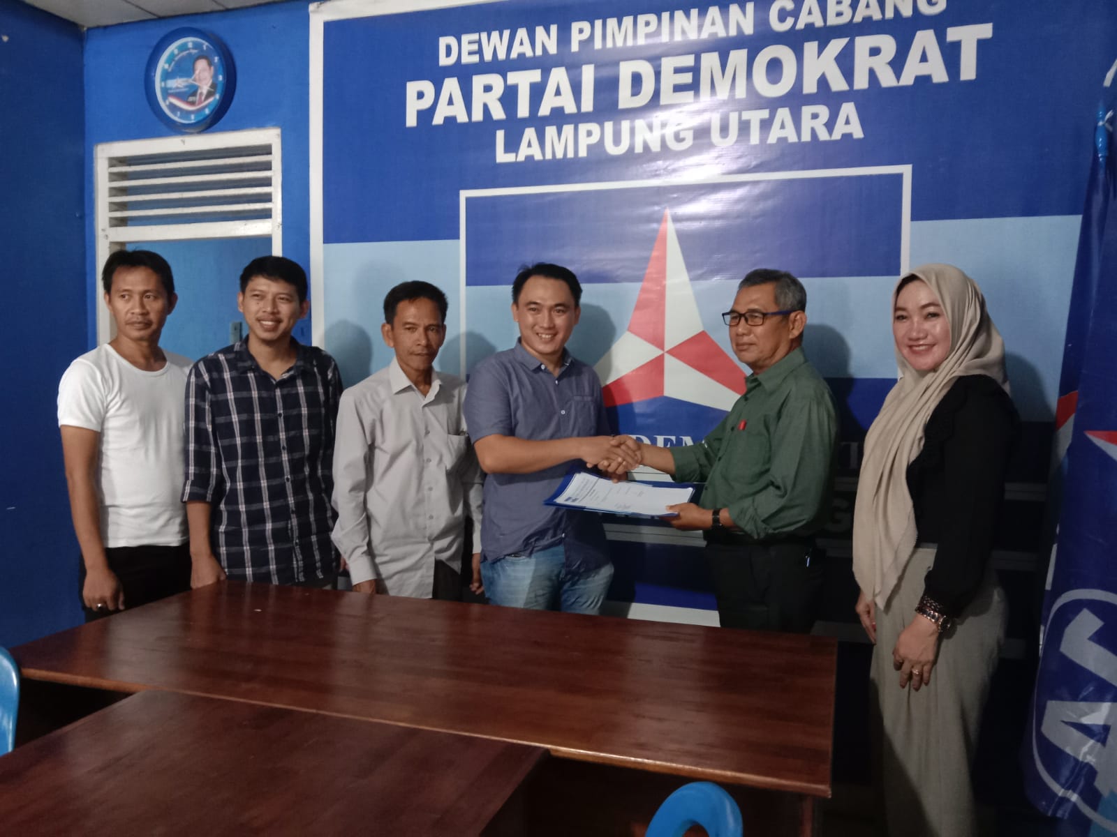IMG-20240508-WA0051 Ambil Formulir di PKB - Demokrat, Pirwansyah Maju Pilkada Lampung Utara 