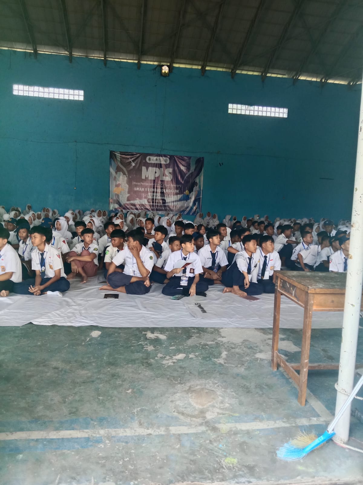 IMG-20240715-WA0043 SMAN1 Rengasdengklok Laksanakan MPLS terhadap Siswa Baru