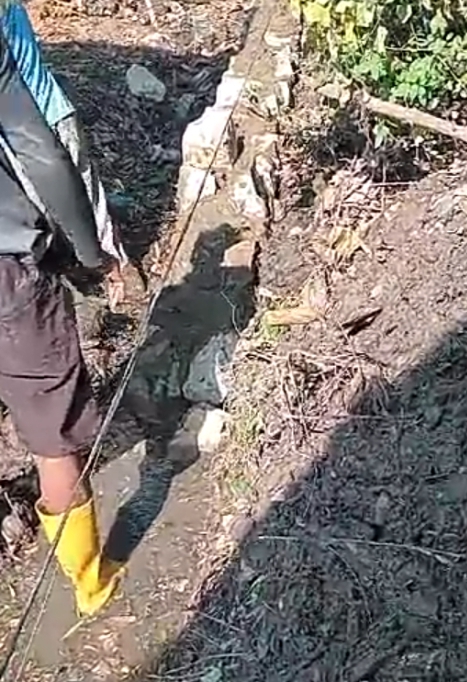 Screenshot_20240717-123755_1 Di Duga Proyek Turap Di Dusun Rawabambu 1 Desa Sindangmulya Mengurangi Volume Ke Tinggian Nya