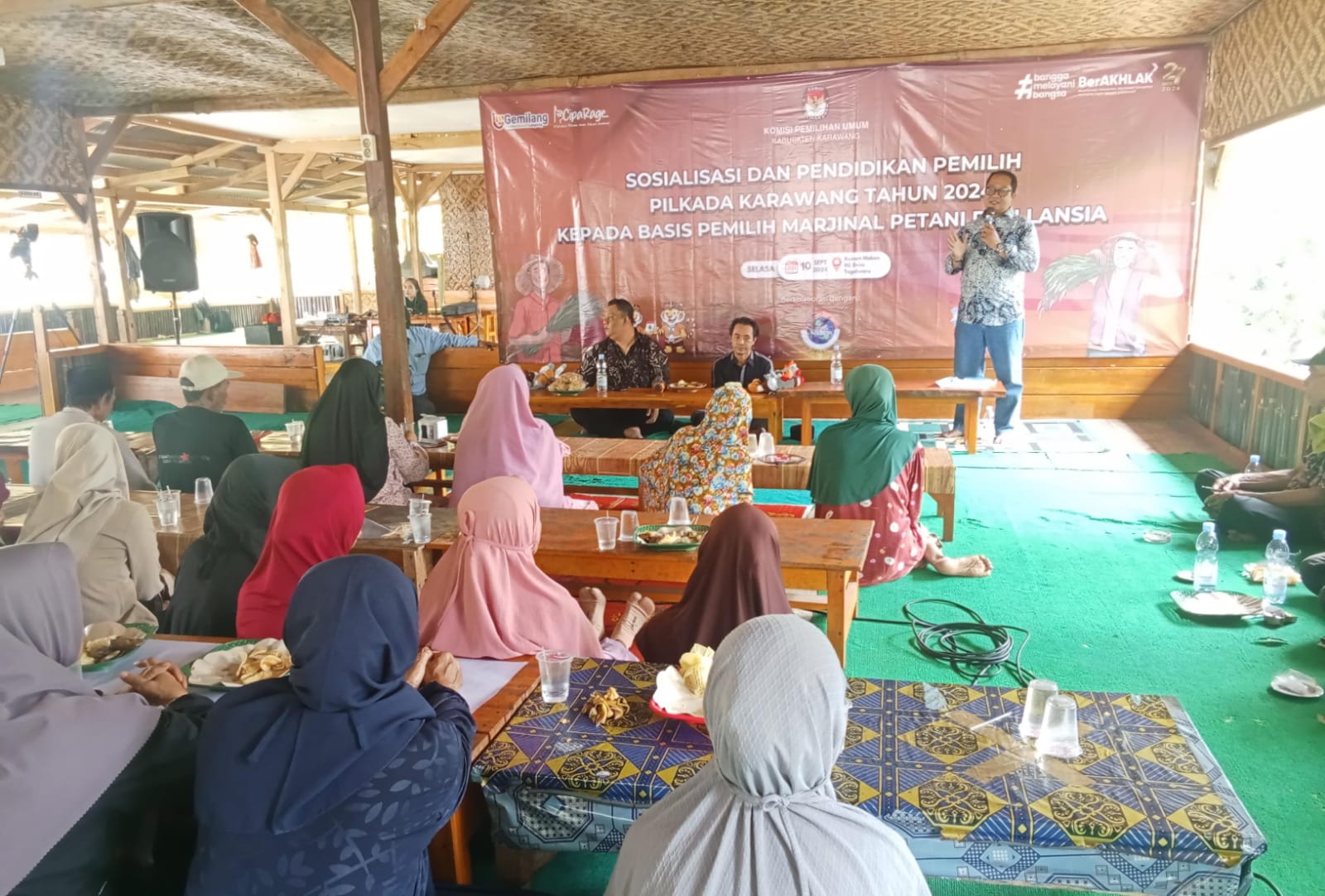 IMG-20240910-WA0088 DPD IWOI Karawang Sukseskan Pilkada Karawang 2024: KPU Berikan Pendidikan Pemilih kepada Petani dan Lansia