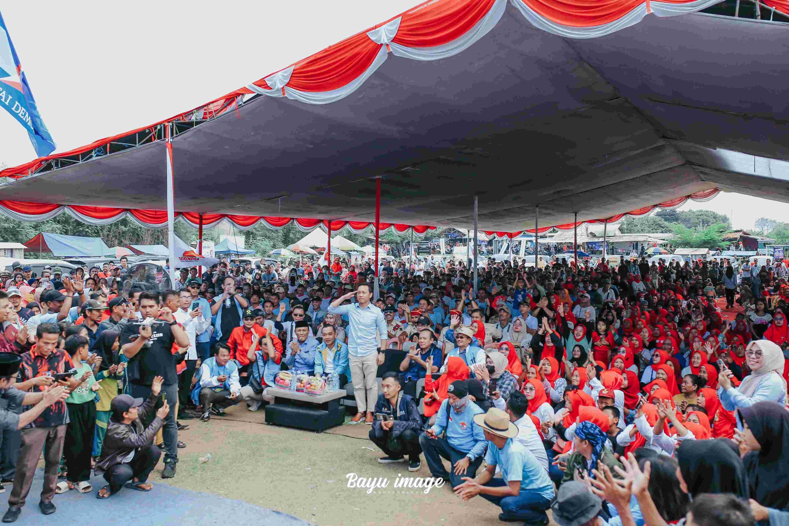 compressed_IMG-20241114-WA0002-scaled Konsolidasi Relawan Cabup - Cawabup Acep Gina Se-Rengasdengklok, Target Kemenangan 60% di Dapil 2