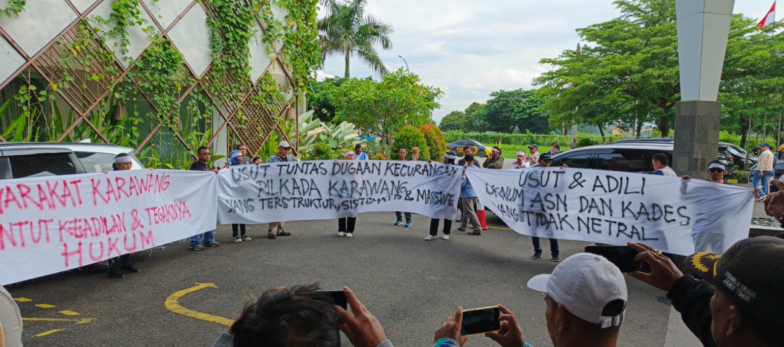 IMG-20241204-WA0018 Dugaan Adanya Kecurangan Pada Pilkada Yang Sistematis Dan Masif Sekelompok Masyarakat Karawang Minta APH Usut Tuntas Dan Adili