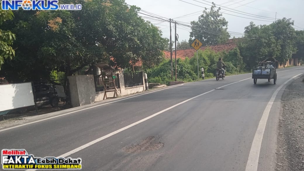 IMG-20250122-WA00161 Warga Dan Pemerintah Desa, Minta Jalan Provinsi Tanjungpura Rengasdengklok Yang Berlubang Segera Di Perbaiki