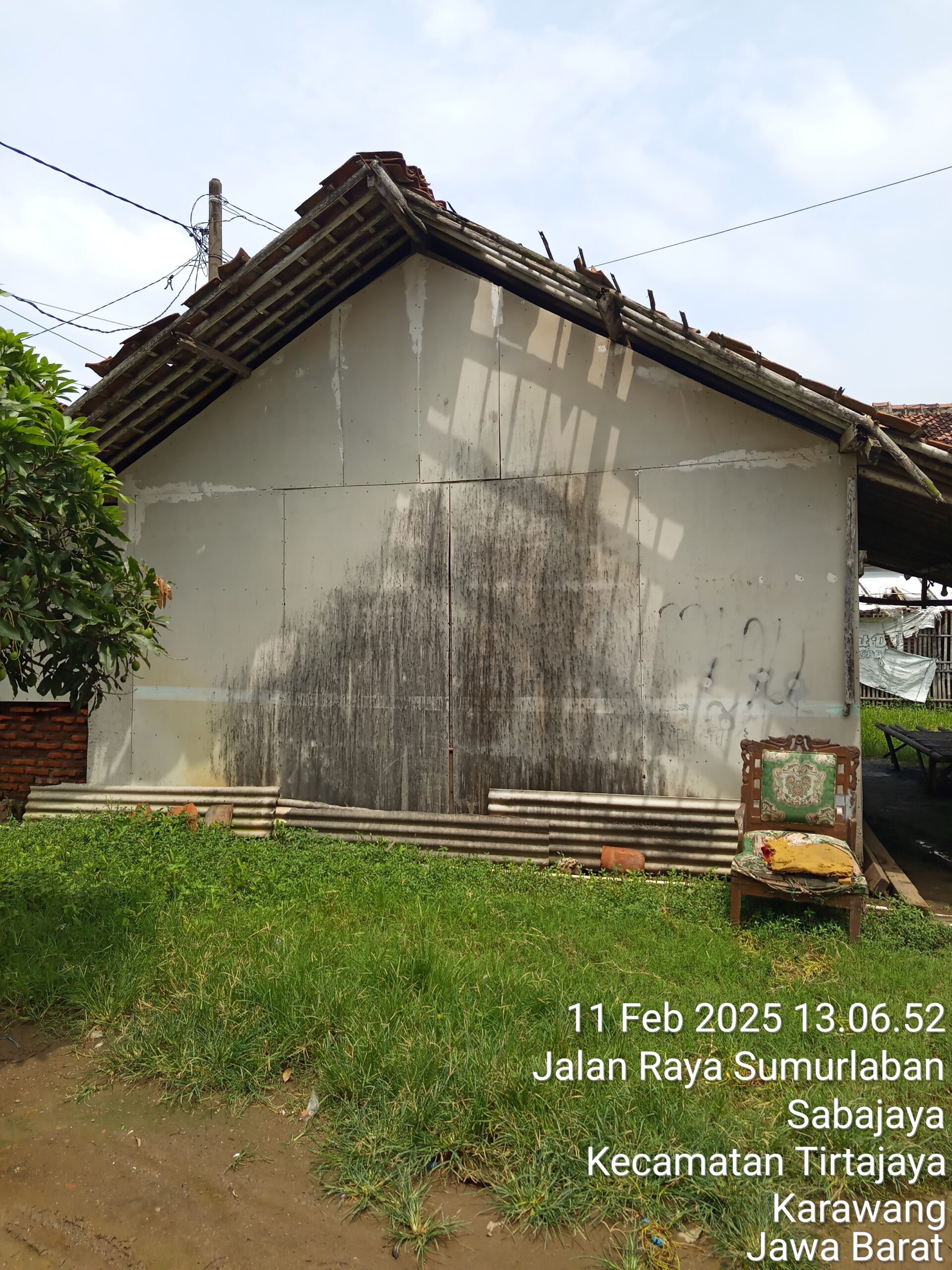 TimePhoto_20250211_130652-scaled Warga Pulojaya 1 Desa Sumurlaban Kecamatan Tirtajaya Berharap, Rumahnya Bisa Mendapat Perbaikan