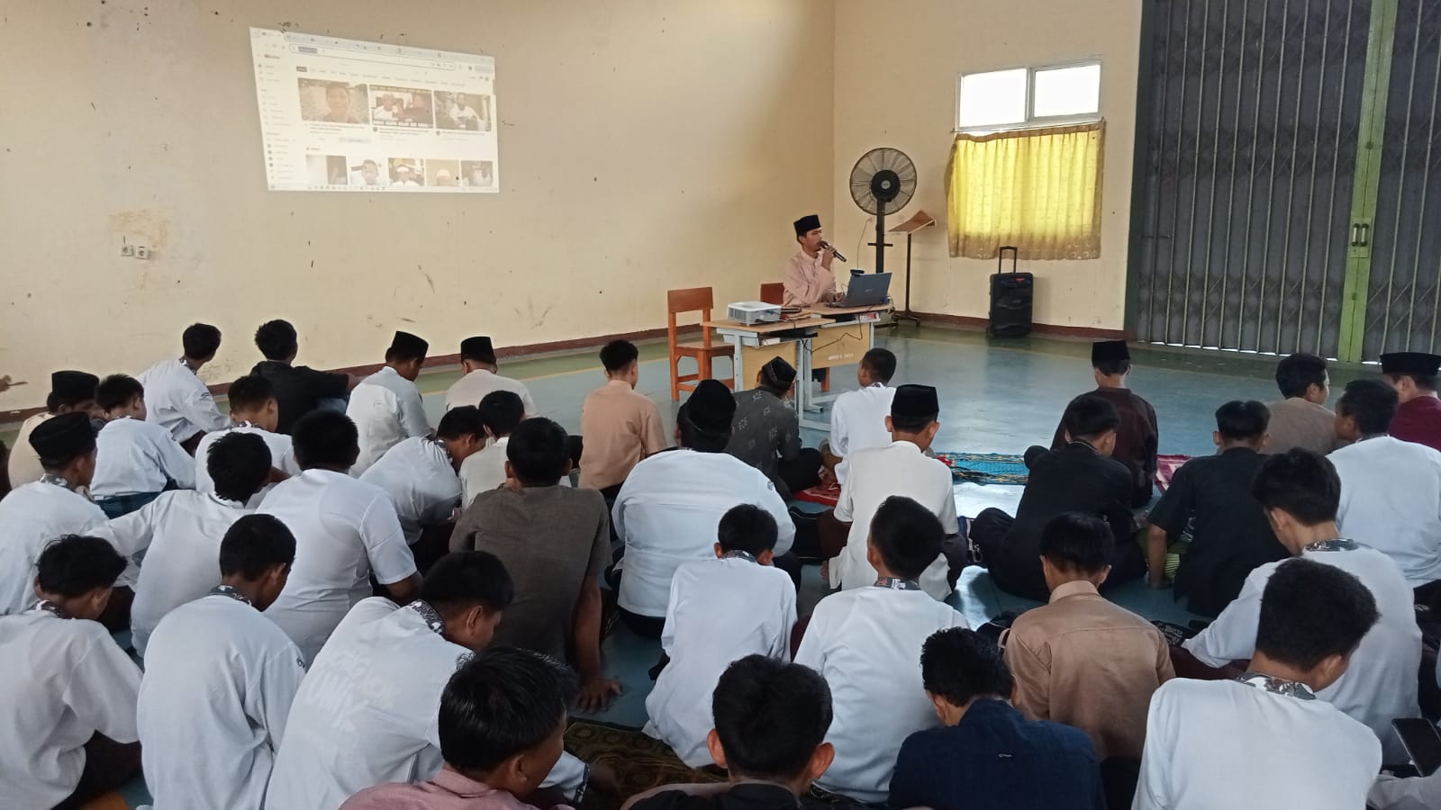 IMG-20250306-WA0049 Melalui Kegiatan Smartren Ramadhan 1446 H, Kita wujudkan Untuk Generasi Terdidik.