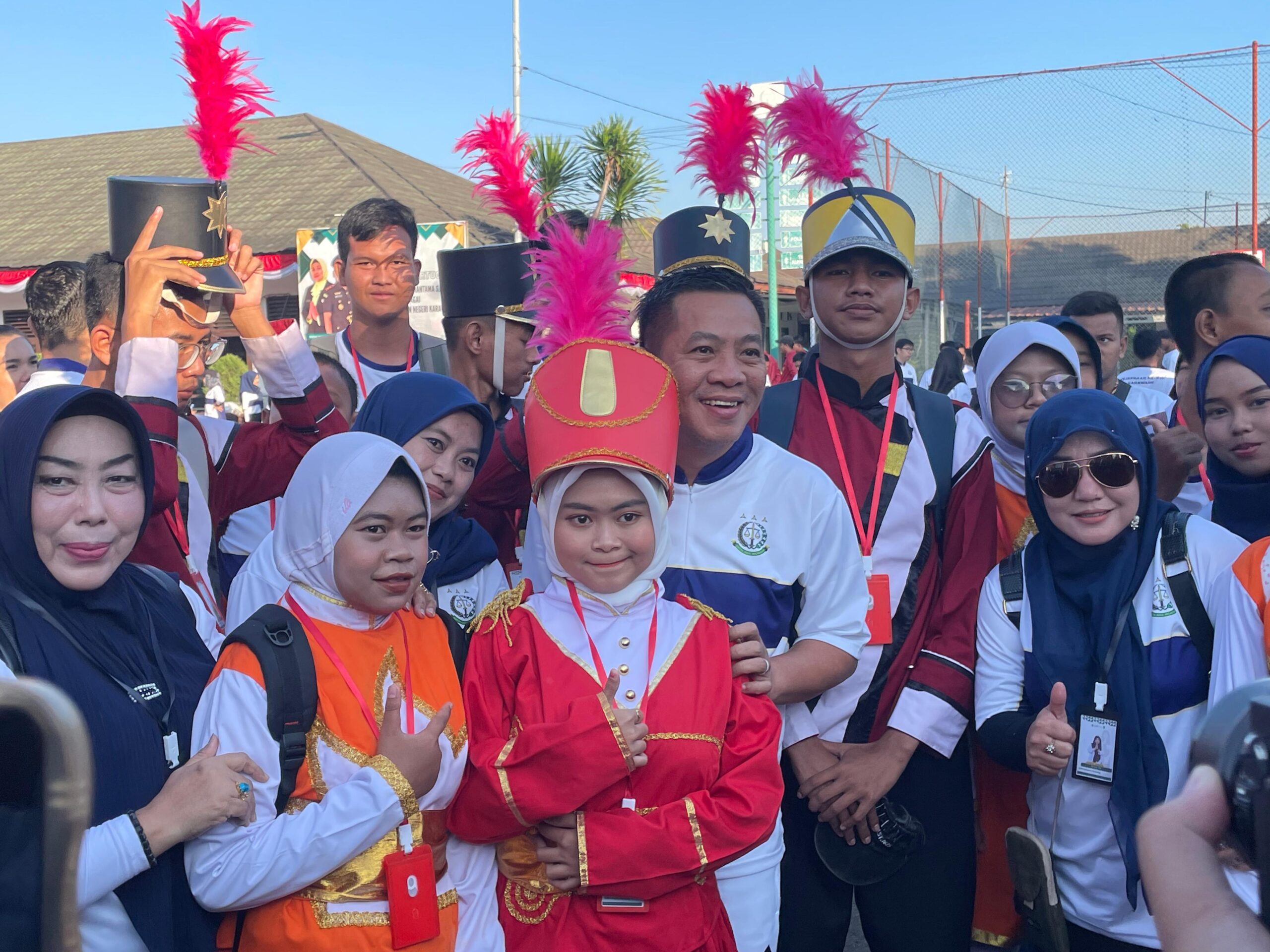 WhatsApp-Image-2025-08-29-at-10.22.24_c3383806-scaled Bersama Difabel, Kejari Karawang Gelar Jalan Sehat dan Sunatan Massal Peringati Hari Lahir Kejaksaan ke-80